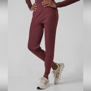 ATHLETA Venice Velvet Stripe Jogger. Size L. Gently Used